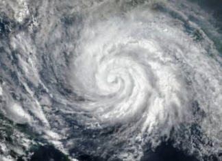 Chiapas, Oaxaca, and Michoacán are set to experience the longest-lasting storm currently active: Conagua has issued a warning for rain accompanied by hail and lightning.